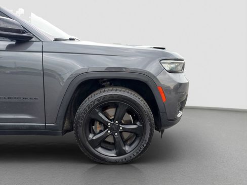 Used 2021 Jeep Grand Cherokee L Laredo AWD/4WD image 23