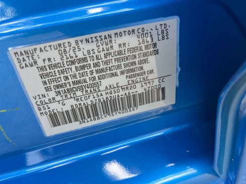 Used 2025 Nissan Sentra SV FWD image 27
