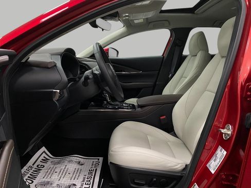 Used 2025 MAZDA CX-30 AWD 2.5 S w/ Premium Package image 28