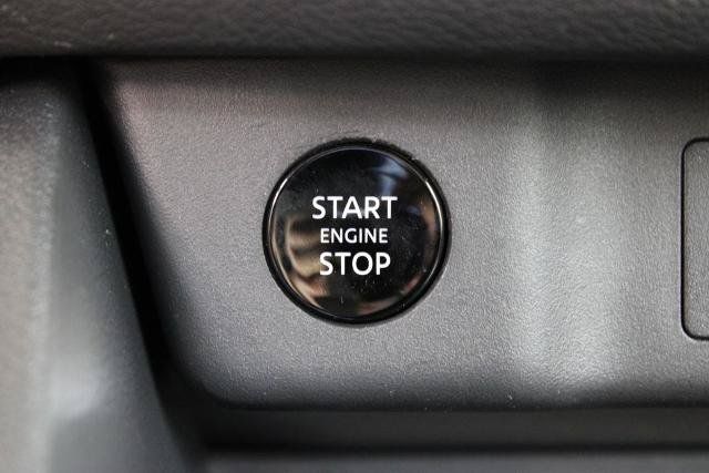 Certified 2026 Nissan Rogue SV FWD image 12
