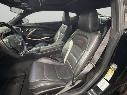 Used 2017 Chevrolet Camaro SS RWD image 16