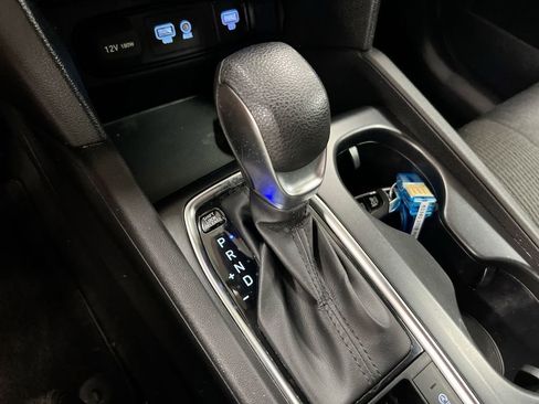 Used 2019 Hyundai Santa Fe SEL image 16