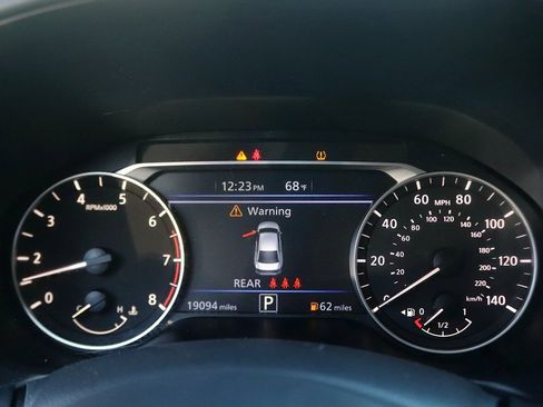 Used 2025 Nissan Altima 2.5 SR image 18