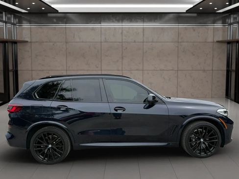 Used 2021 BMW X5 sDrive40i w/ M Sport Package RWD image 2