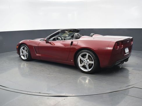 Used 2006 Chevrolet Corvette Convertible w/ Preferred Equipment Group RWD image 4