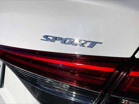 Certified 2023 Honda Civic Sport image 9