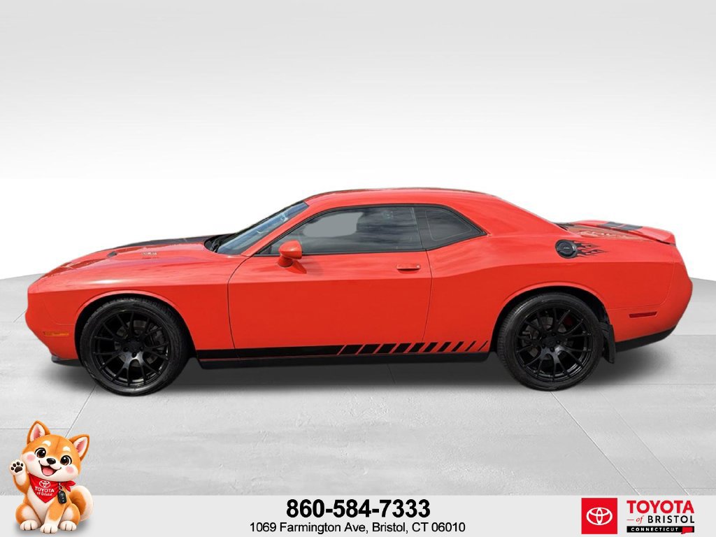 Used 2017 Dodge Challenger R/T w/ Sound Group RWD image 4