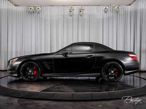 Used 2015 Mercedes-Benz SL 550 image 8