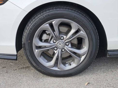 Used 2024 Honda Accord EX image 9