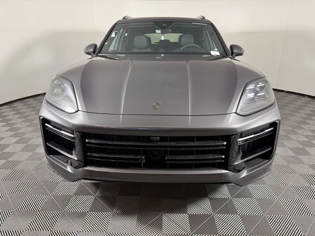 Certified 2026 Porsche Cayenne Turbo AWD/4WD image 10