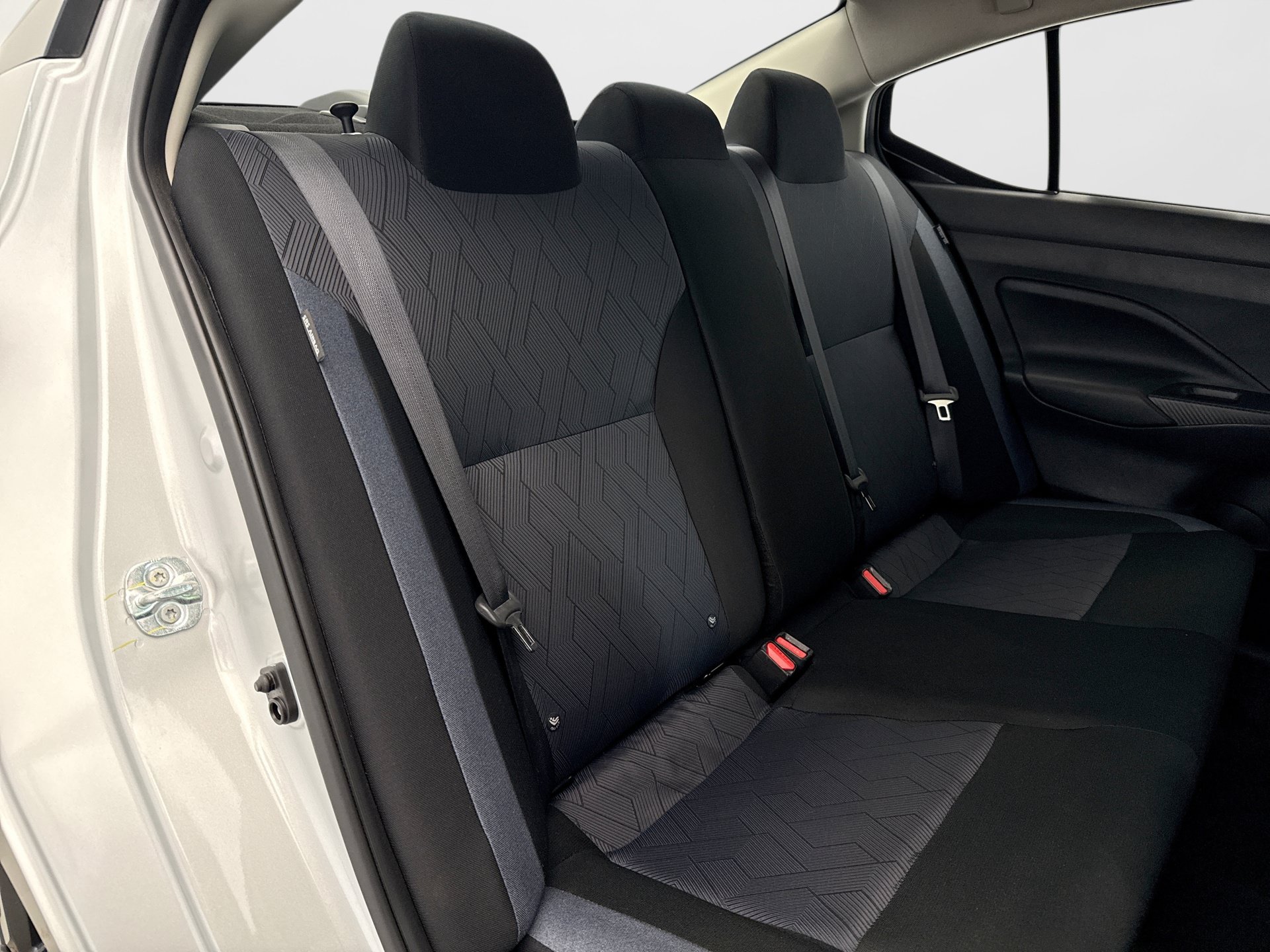 Used 2025 Nissan Versa SV w/ Trunk Package FWD image 17