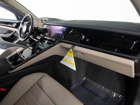New 2026 Porsche Panamera 4 AWD/4WD image 30