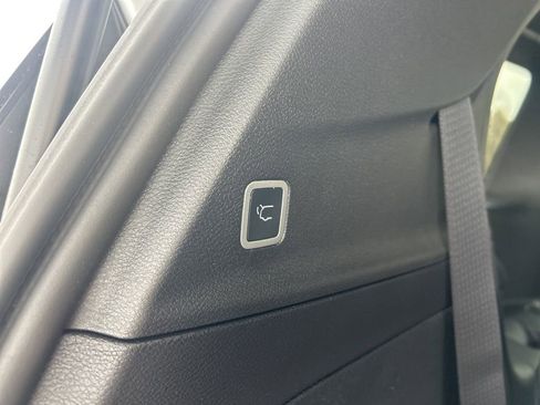 New 2026 Chrysler Pacifica Select w/ S Appearance Package AWD/4WD image 14