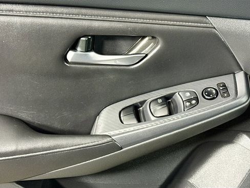 Used 2023 Nissan Sentra S image 15
