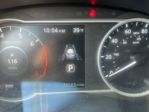 Used 2020 Nissan Kicks SV FWD image 10