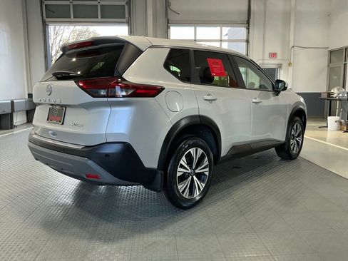 Used 2023 Nissan Rogue SV image 25