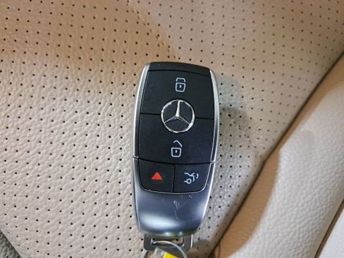 Certified 2022 Mercedes-Benz GLC 300 image 37