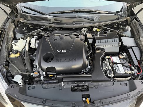 Used 2017 Nissan Maxima 3.5 S image 30