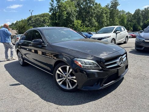 Used 2020 Mercedes-Benz C 300 Sedan w/ Premium Package image 4