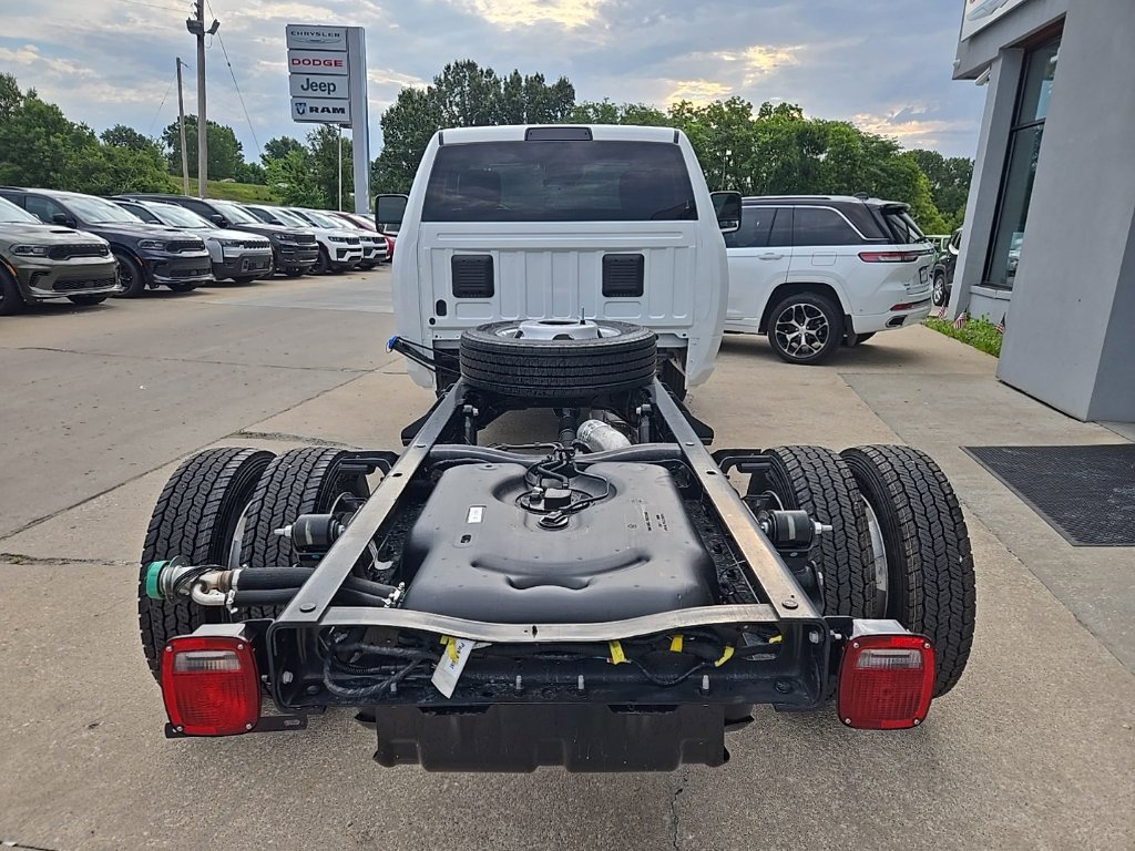 New 2026 RAM 5500 Tradesman w/ Chrome Appearance Group AWD/4WD image 11