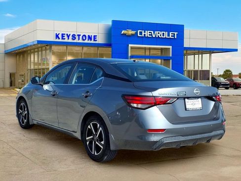 Used 2024 Nissan Sentra SV FWD image 5