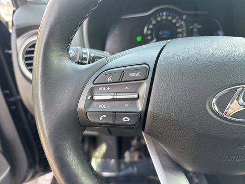 Used 2021 Hyundai Kona Ultimate image 17