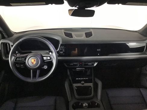 Certified 2024 Porsche Cayenne AWD/4WD image 26