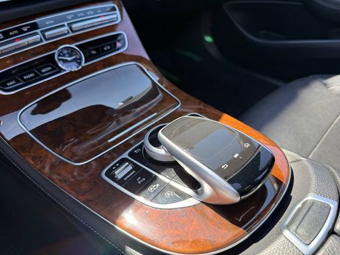 Used 2019 Mercedes-Benz E 450 4MATIC Wagon w/ Premium Package image 47
