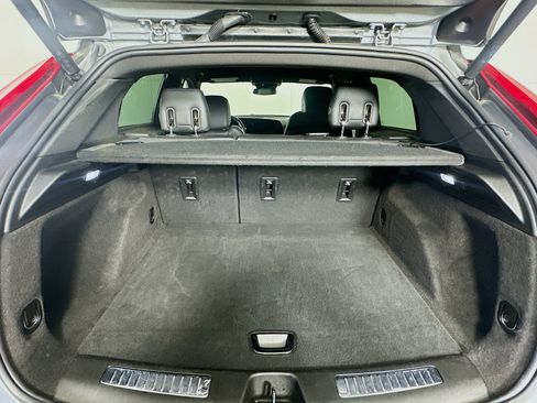 Used 2024 Cadillac XT4 Premium Luxury image 27