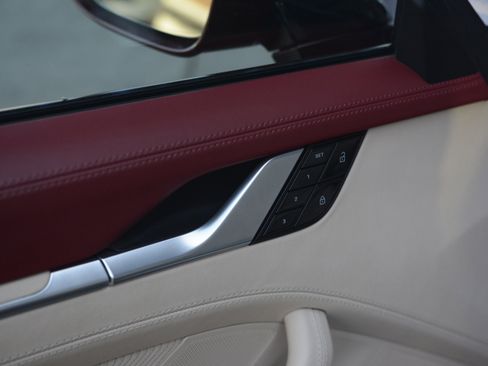 Certified 2021 Porsche 911 AWD/4WD image 15