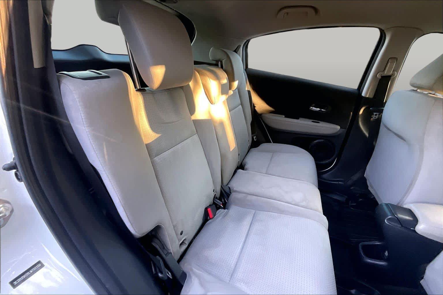 Used 2020 Honda HR-V LX image 19