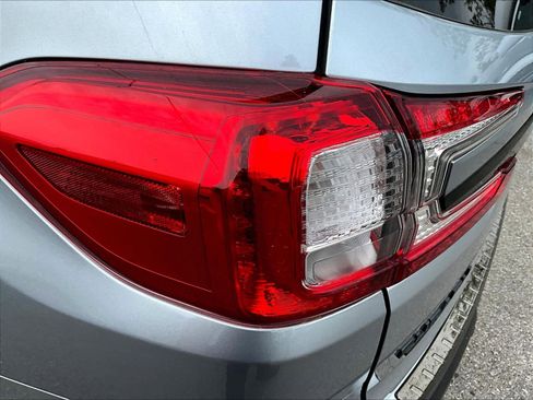 Used 2024 Subaru Ascent Onyx Edition AWD/4WD image 23