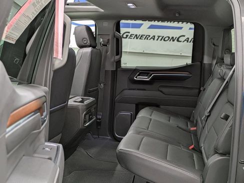 Used 2024 GMC Sierra 1500 Denali AWD/4WD image 34