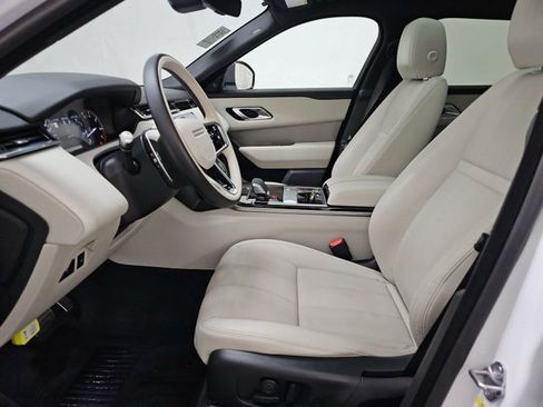 Used 2022 Land Rover Range Rover Velar R-Dynamic S image 5