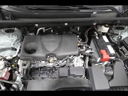 Used 2023 Toyota RAV4 XLE w/ Convenience Package FWD image 21