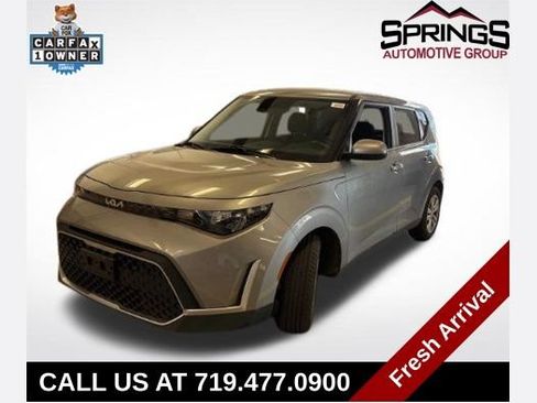 Used 2023 Kia Soul LX FWD image 1