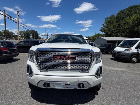 Used 2020 GMC Sierra 1500 Denali w/ Denali Ultimate Package AWD/4WD image 9