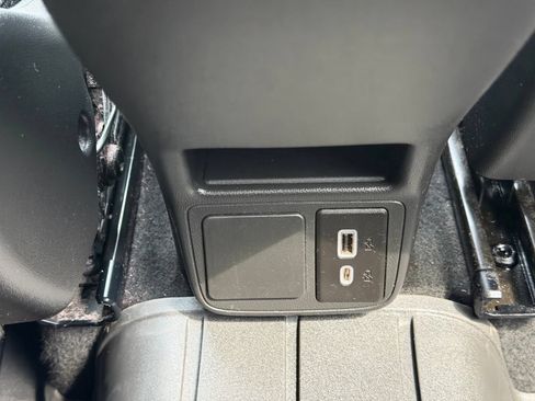 Used 2024 Buick Encore GX Preferred w/ Comfort Package AWD/4WD image 27