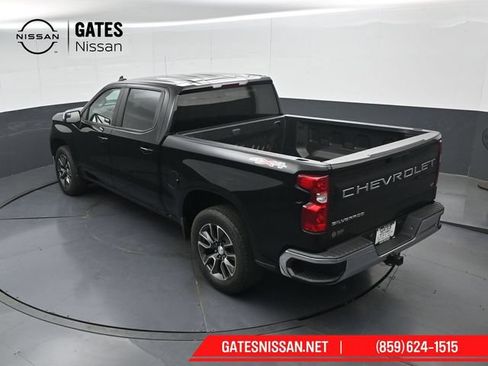 Used 2023 Chevrolet Silverado 1500 LT AWD/4WD image 51