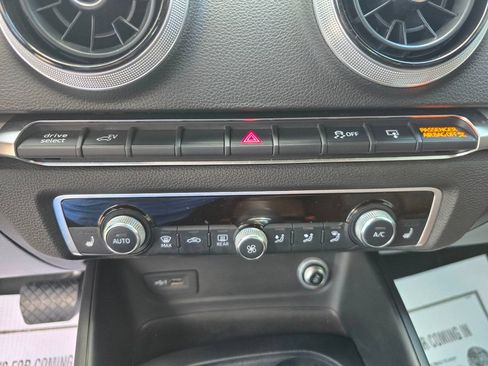 Used 2017 Audi A3 e-tron Premium FWD image 24