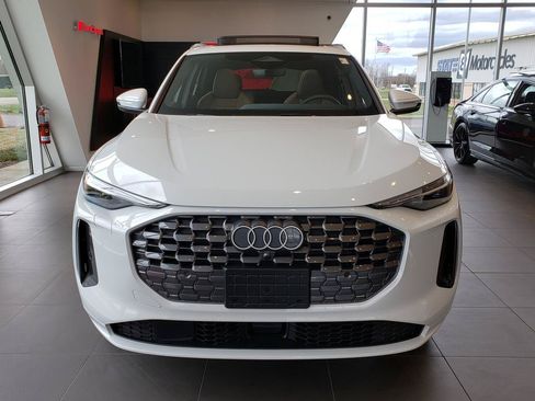 Used 2025 Audi Q5 Premium Plus AWD/4WD image 5