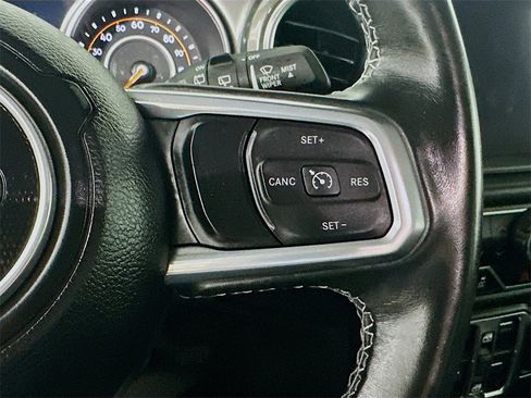 Used 2022 Jeep Wrangler Unlimited Sahara w/ Cold Weather Group image 26