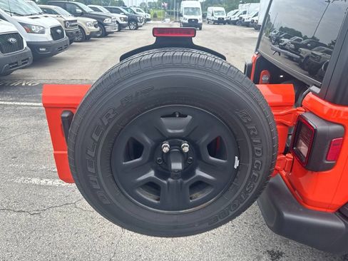 Used 2018 Jeep Wrangler Sport AWD/4WD image 40