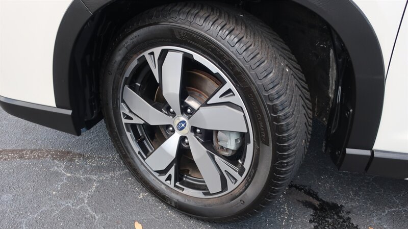 Used 2019 Subaru Forester Touring AWD/4WD image 34