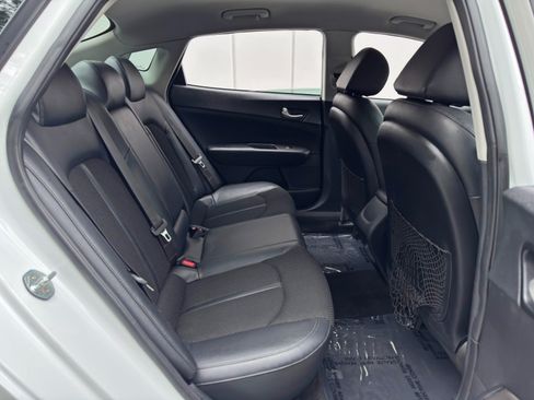 Used 2020 Kia Optima S FWD image 31