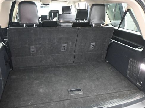 Used 2024 Ford Expedition Max XLT AWD/4WD image 4