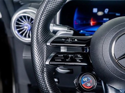 Used 2022 Mercedes-Benz SL 63 AMG 4MATIC w/ AMG Aerodynamic Package image 46