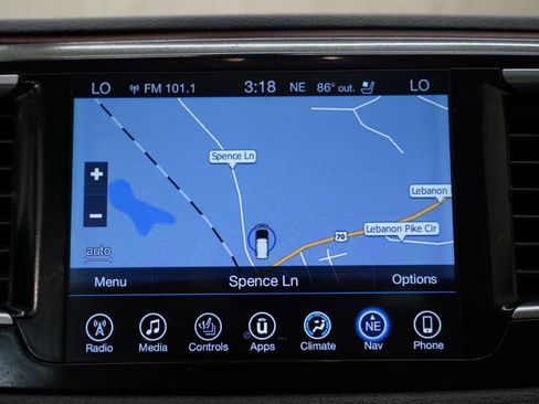 Used 2017 Chrysler Pacifica Limited w/ UConnect Theater Package FWD image 18