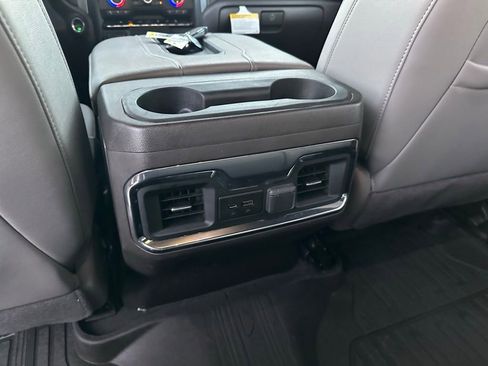 Used 2022 GMC Sierra 1500 SLT image 21