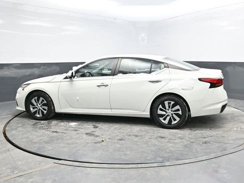 Used 2021 Nissan Altima 2.5 S image 4